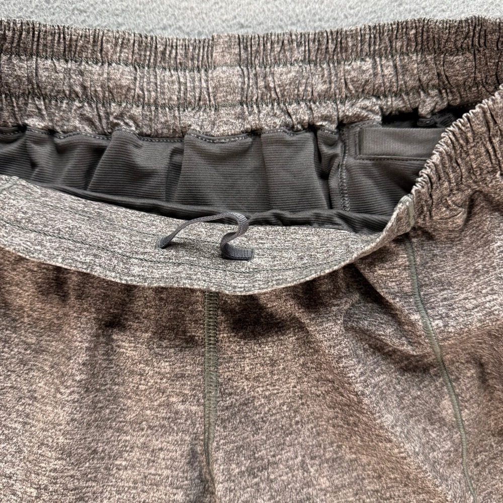Lululemon Tracker Short V 4" Athletic Running Shorts Size 9 Heathered Black Gray - Picture 5 of 10